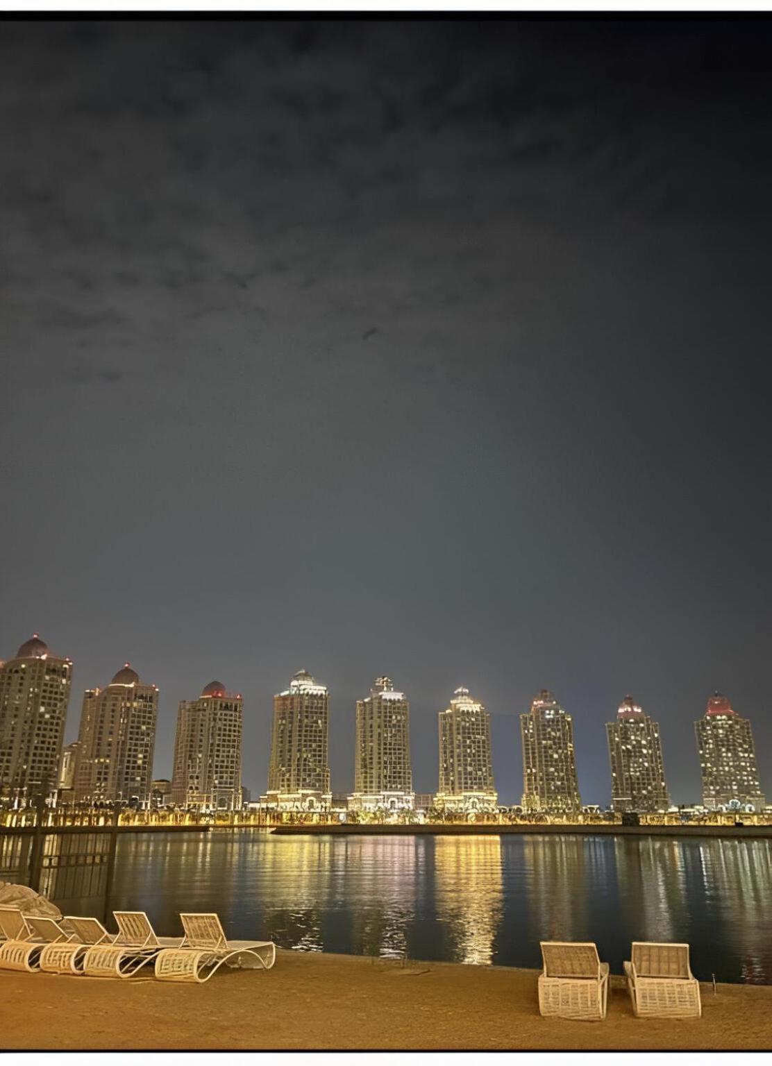 Luxurious In The Pearl, Qatar